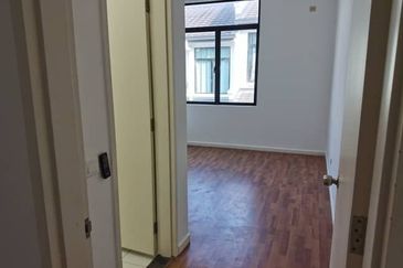 Cradleton @ Eco Majestic