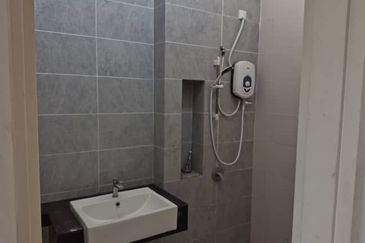 Cradleton @ Eco Majestic