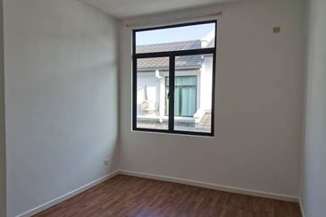 Cradleton @ Eco Majestic