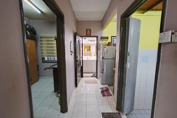 Taman Kajang Sentral (TKS Business Centre)