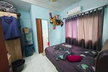 Taman Kajang Sentral (TKS Business Centre)