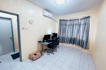Apartment Mawar Sari, Taman Setiawangsa Keramat, Kuala Lumpur