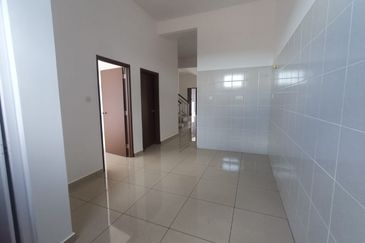 Freehold Double Storey Huse nr Tehel Bukit Katil Ayer Keroh Melaka