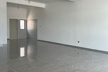 Freehold Gated Guarded Completed Double Storey House nr Jasin Bemban Melaka