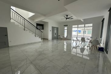 Freehold Gated Guarded Double Storey Semi D nr Bertam Cheng Melaka