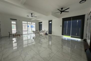 Freehold Gated Guarded Double Storey Semi D nr Bertam Cheng Melaka