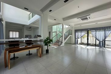 Gated Guarded Double Storey Semi D 50 x 80 - Ayer Keroh Melaka