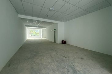 Facing Main Road Freehold Double Storey Shop Lot nr nr Bertam Purta Tanjung Minyak Cheng Melaka