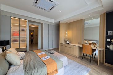 4 mins to Melaka Sentral Gated Guarded 3 Storey Terrace nr Melaka Sentral Kg 8 Melaka Town