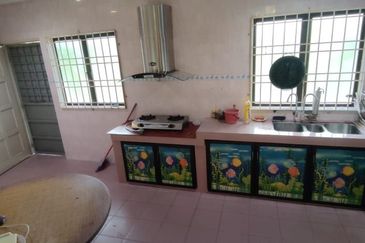 Facing Empty place Nice Location Double Storey House nr Batu Berendam Melaka