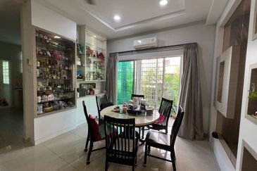 Facing Field Ujong Pasir Double Storey Semi D nr Permatang Pasir Ujong Pasir Melaka