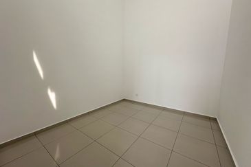 Single Storey House Gated Guarded nr Jasin Bemban Ayer Keroh Melaka