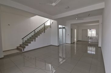 Brand New Gated Guarded Double Storey House at Country Villa Ayer Keroh Melaka