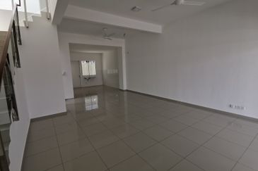 Brand New Gated Guarded Double Storey House at Country Villa Ayer Keroh Melaka