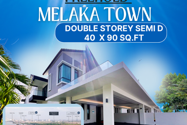 Freehold Gated Guarded Double Storey Semi D nr Ujong Pasir Melaka Town