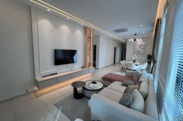 Single Single Storey Semi D Gated Guarded nr Ayer Keroh Melaka