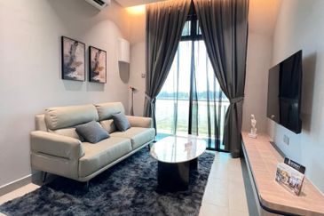 Double Storey Semi D Gated Guarded 35 x 70 nr Ayer Keroh Bemban Melaka