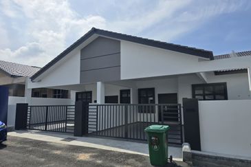Freehold Single Storey House nr Simpang Ampat Alor Gajah Melaka