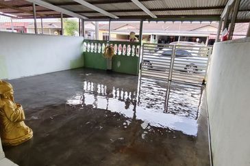 Single Storey House at Pengkalan Alor Gajah Melaka