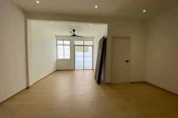 Fully Renovated First Floor Cheng Ria Malim Melaka