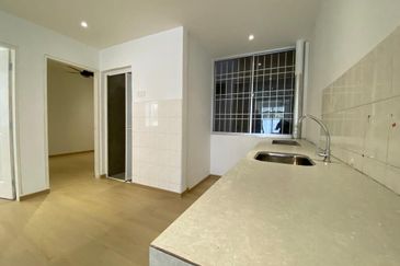 Fully Renovated First Floor Cheng Ria Malim Melaka