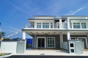 Freehold Gated Guarded Double Storey House at Cheng Paya Rumput Melaka