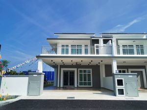 Freehold Gated Guarded Double Storey House at Cheng Paya Rumput Melaka ...