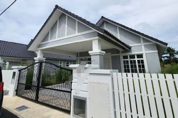 Single Storey Bungalowat Anjung Gapam Ayer Keroh Melaka