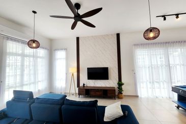 Single Storey Bungalowat Anjung Gapam Ayer Keroh Melaka