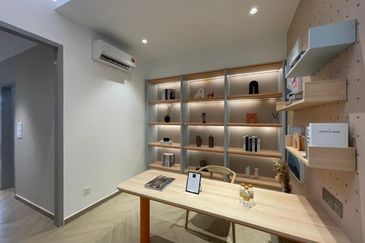 Freehold Gated Guarded Double Storey House at Cheng Paya Rumput Lotus Melaka