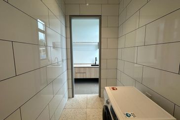 Freehold Gated Guarded Near to Town Double Storey House at Cheng Paya Rumput Lotus Melaka