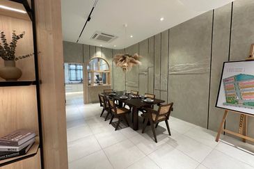 Freehold Gated Guarded Near to Town Double Storey House at Cheng Paya Rumput Lotus Melaka