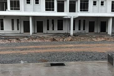 Atas Bukit Bumi Lot Freehold Rumah Dua Tingkat Di Rembia Cheng Melaka