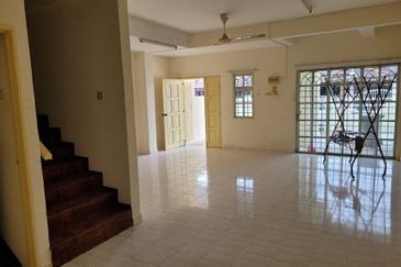Freehold at Bukit Cheng Melaka Double Storey House