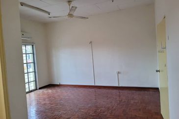 Freehold at Bukit Cheng Melaka Double Storey House