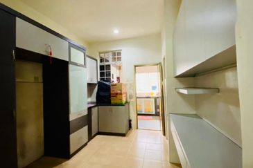 Freehold Fully Extended Double Storey House at Cheng Melaka