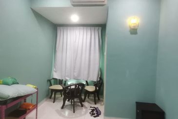 Freehold Renovated Double Storey House nr Rembia Cheng Melaka