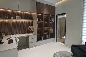 Freehold Semi D Double Storey at Jasin Melaka Zero Downpayment