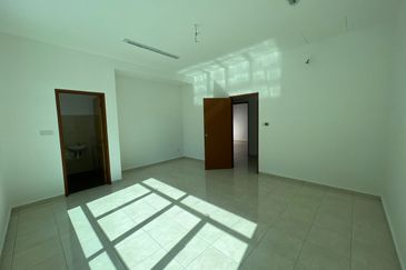 Freehold Kampung 8 Double Storey House nr Gajah Berang Kampung 7 Melaka Town