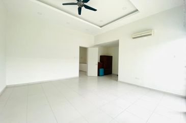 Freehold Gated Guarded 24 x 80 Double Storey House nr Batu Berendam Melaka