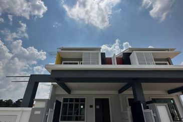 Freehold Hot Sale 🔥 Modern Design Double Storey House at Bukit Katil Area nr Bayou Lagoon MITC Ayer Keroh Tol