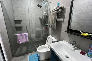 Fully Furnished Fully Renovated Double Storey Semi D nr Batu Berendam Melaka