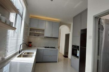 Freehold High Hill Double Storey House nr Rembia Alor Gajah Cheng Melaka