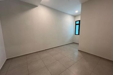 Freehold Gated Guarded Double Storey House nr Krubong Melaka Town