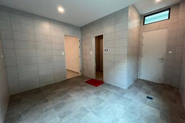 Freehold Gated Guarded Double Storey House nr Krubong Melaka Town