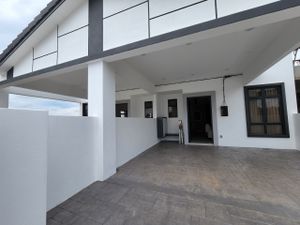 Nr Melaka Town Gated Double Storey House nr Krubong SPA highway Melaka ...
