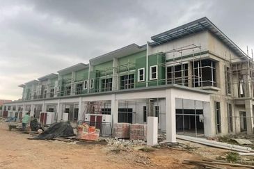 Bumi Lot Rumah Siap Dua Tingkat Di Krubong Batu Berendam Melaka