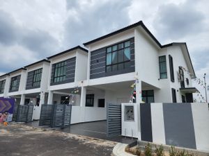 Super Spacious Gated Guarded Double Storey Housen nr Ayer Keroh Melaka ...