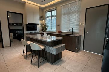 28 x 75 sq.ft Single Storey Gated Guarded Nr Ayer Keroh Bemban Melaka