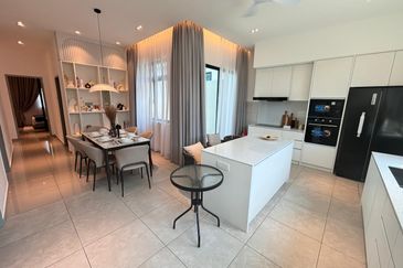 28 x 75 sq.ft Single Storey Gated Guarded Nr Ayer Keroh Bemban Melaka